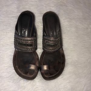 Donald J Pliner Wedges